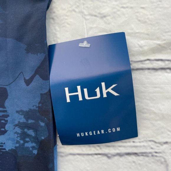 Huk Refraction Fish Fade Pursuit Shirt - Picture 6 of 11